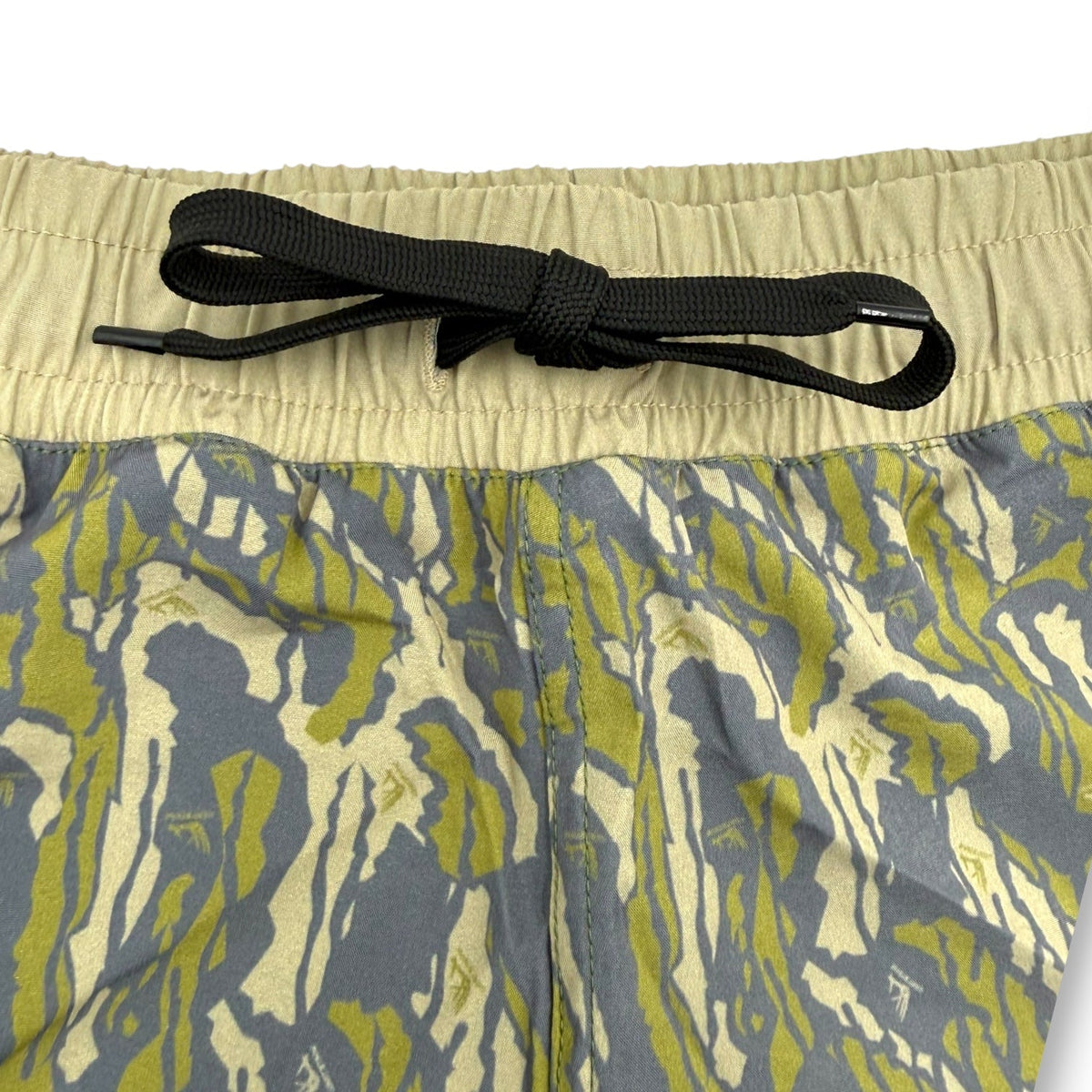 Whitetail Co. Ridge Runner Women’s Shorts Tree Bark