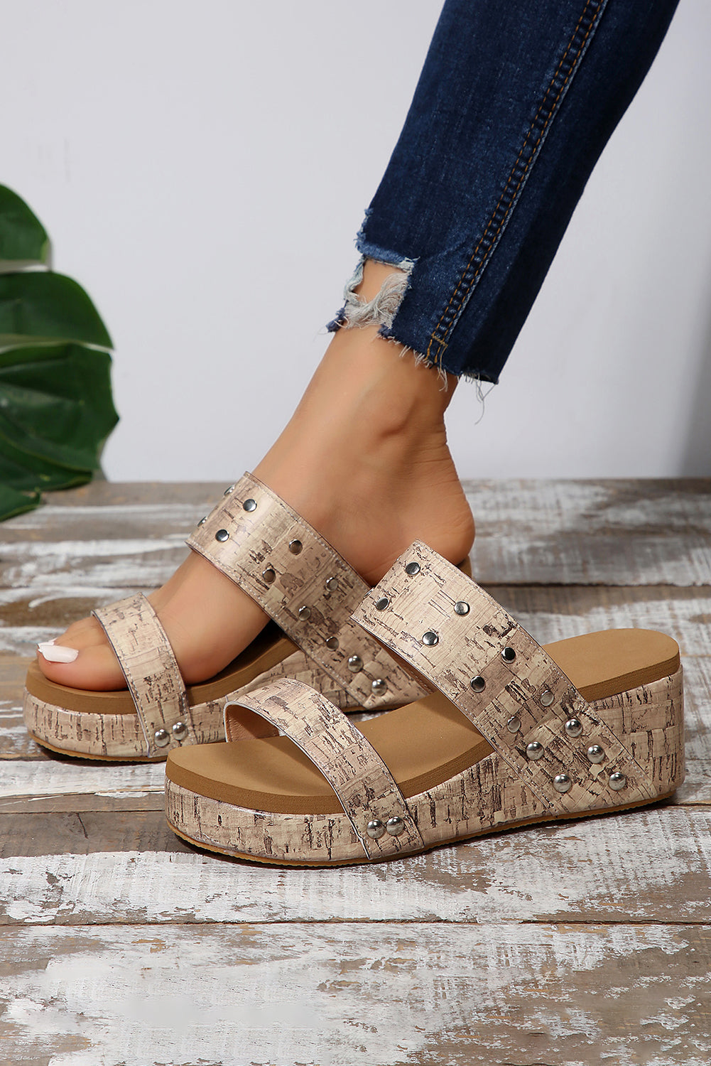 Sunday Stroll Wedge Slippers
