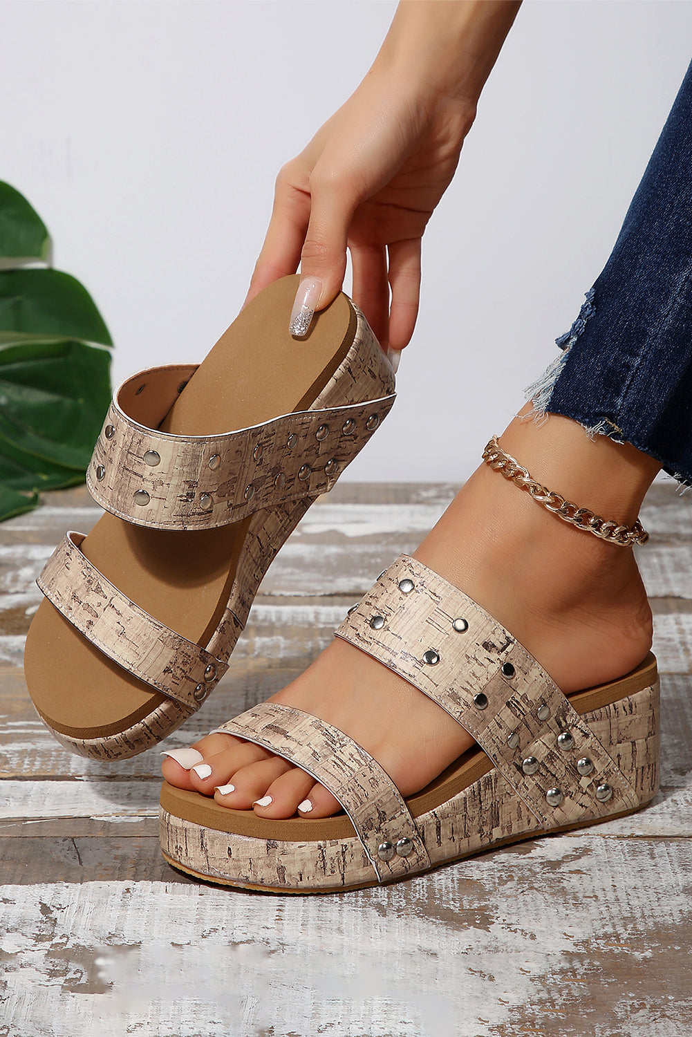 Sunday Stroll Wedge Slippers