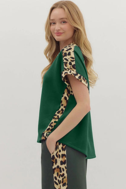 Leopard Trim Round Neck Loose T Shirt