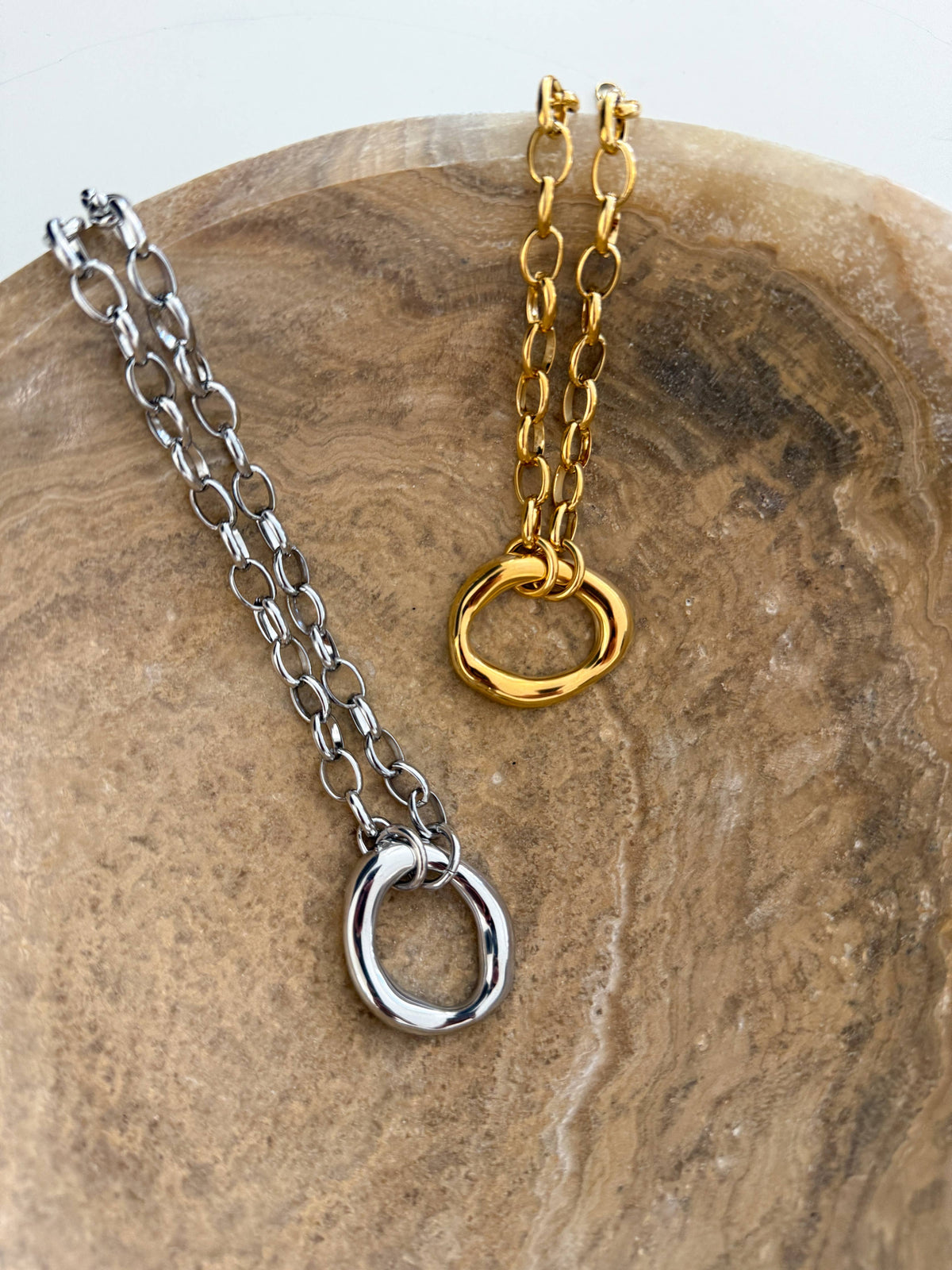 THE SCOTTY NECKLACE