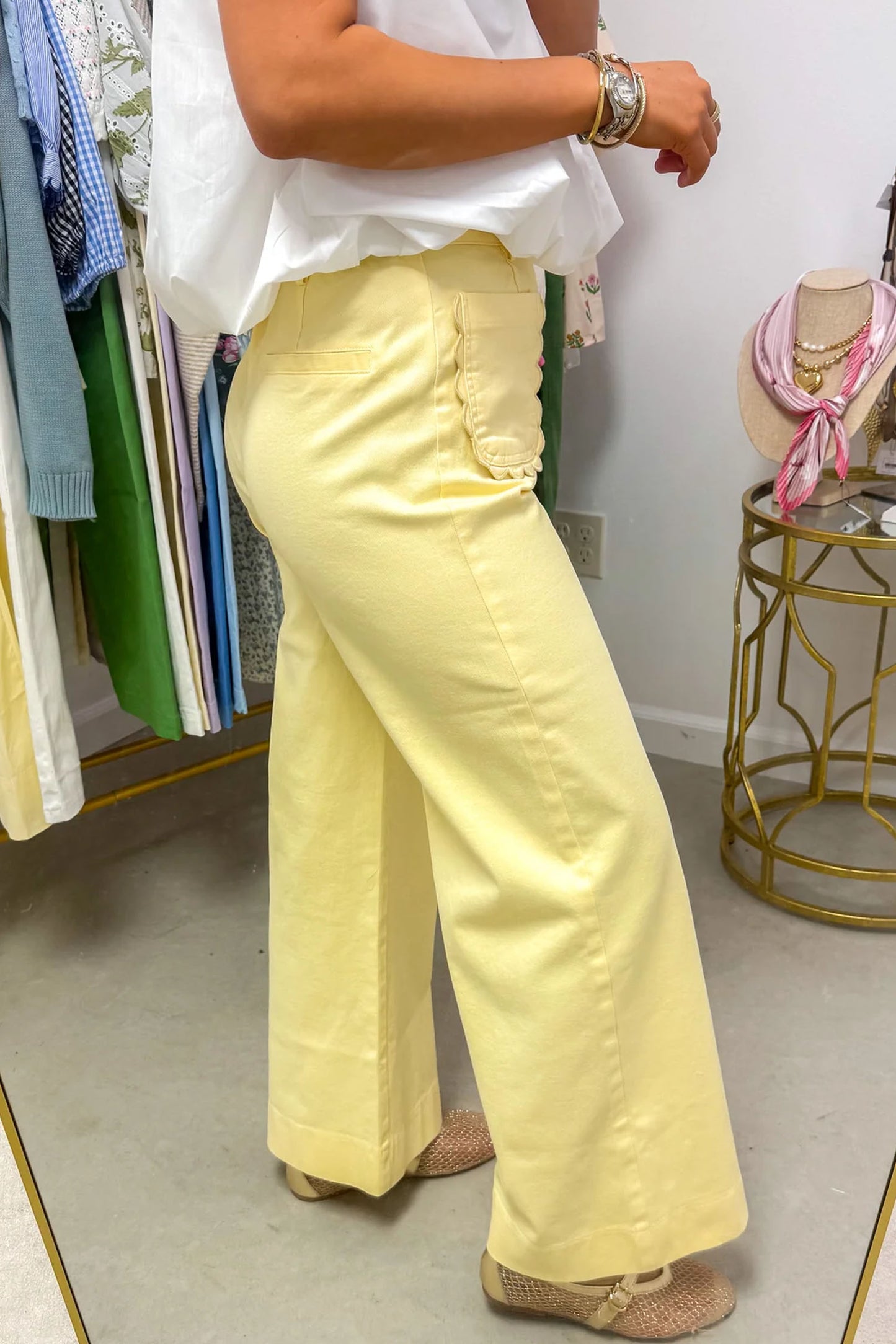 Meadow Lane Scalloped Pocket Jeans