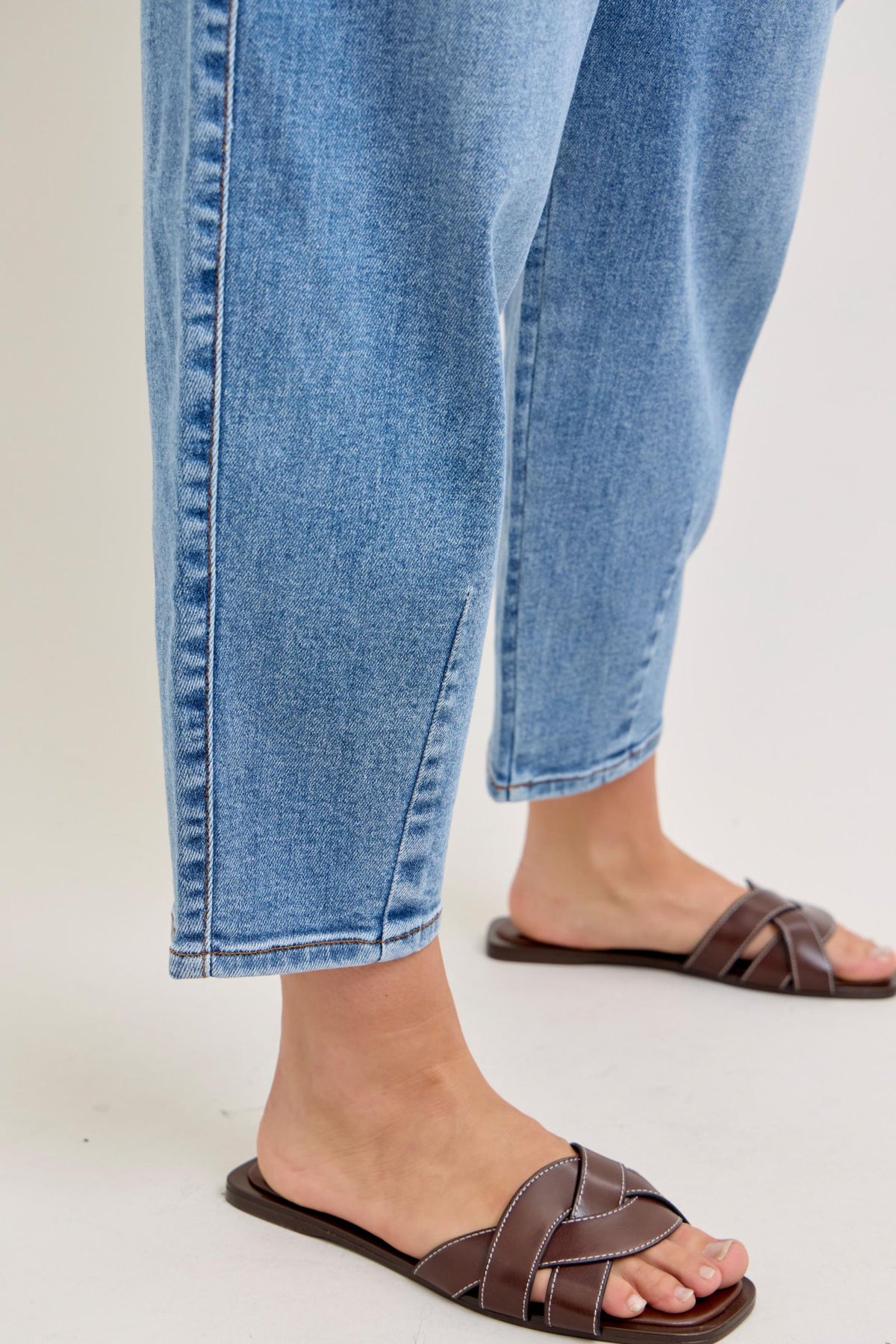 Judy Blue High Waist Barrel Leg Jeans
