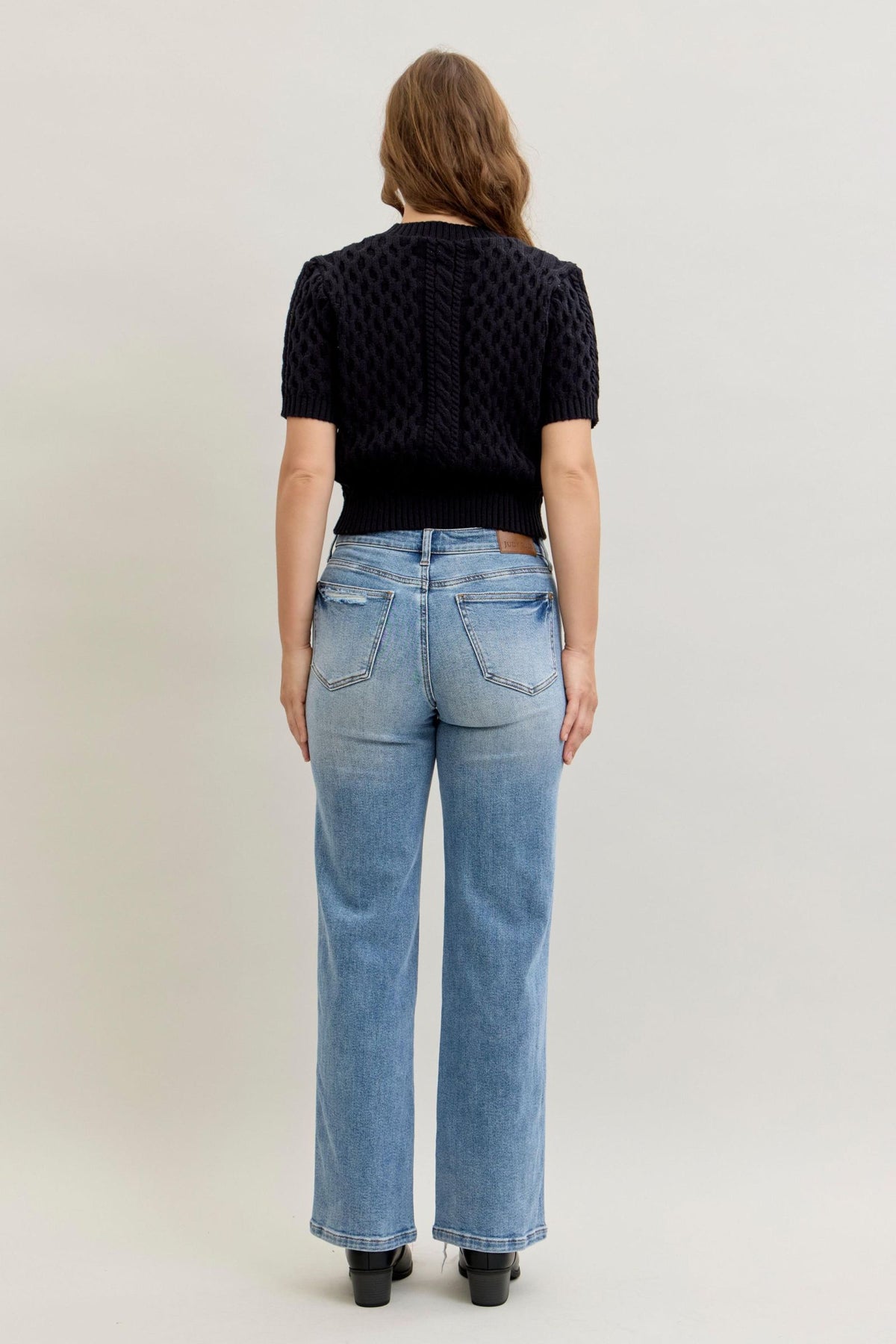 Judy Blue Mid Rise 90s Rigid Magic Straight Jeans