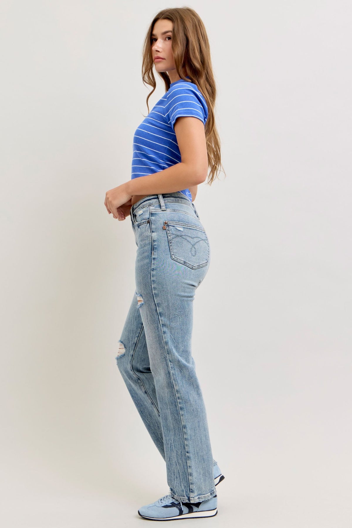 Judy Blue Light Wash Rigid Magic Slim Straight Jeans