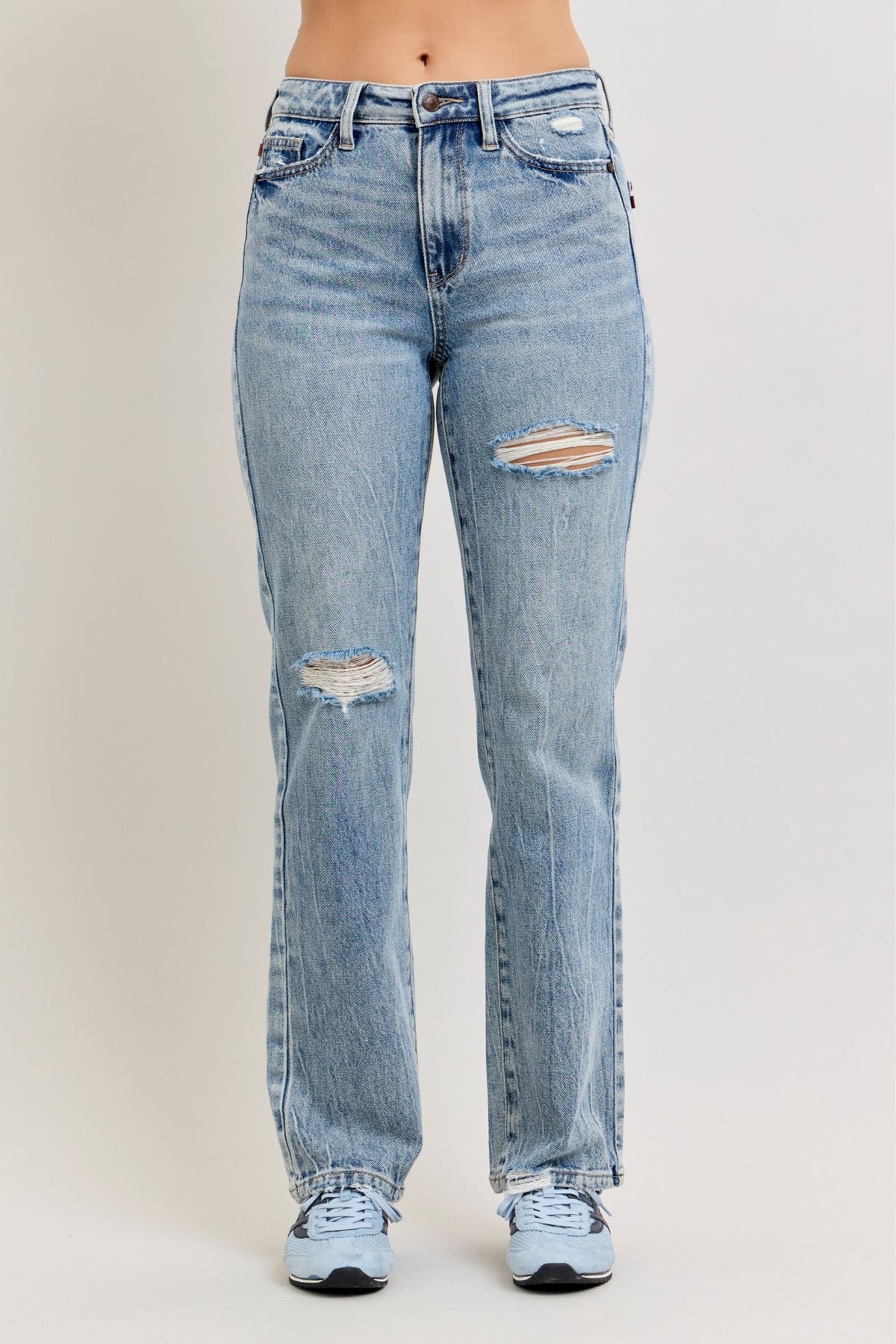 Judy Blue Light Wash Rigid Magic Slim Straight Jeans