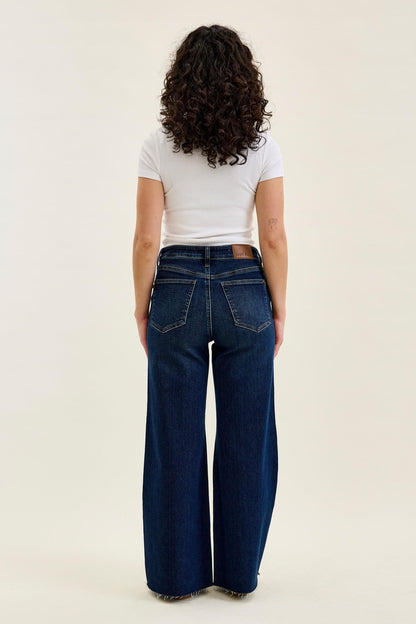 Judy Blue Petite Retro Wide Leg Jeans — Dark Wash