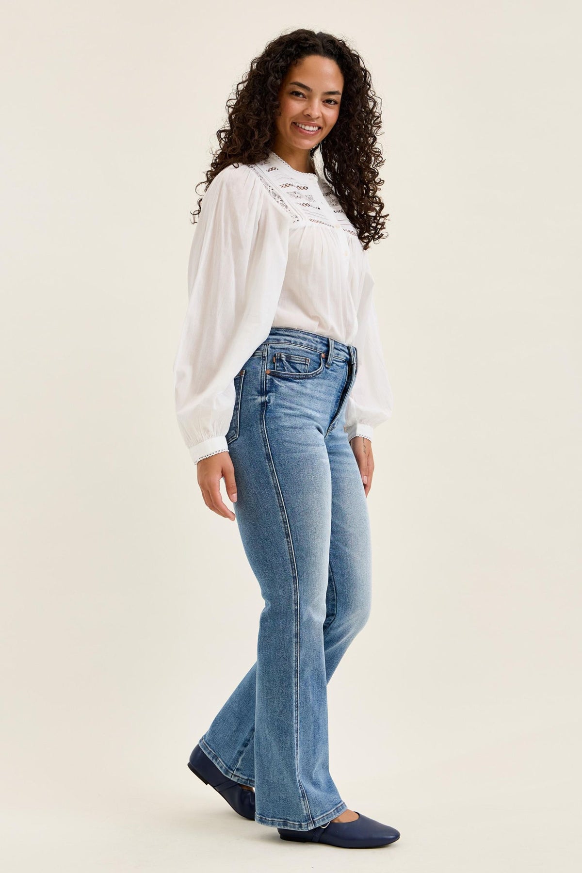 Judy Blue Tummy Control Daisy Bootcut Jeans — Classic Indigo