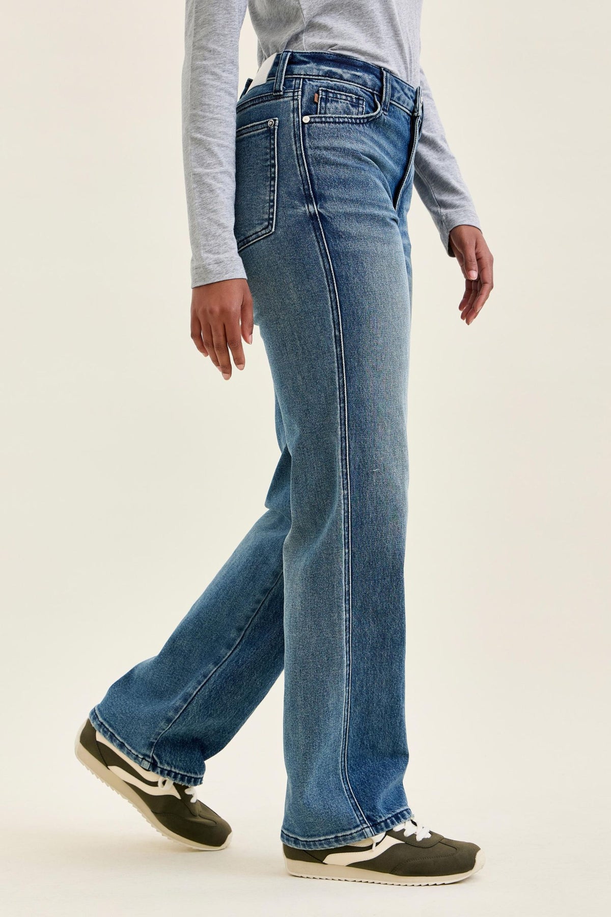 Judy Blue Rigid Magic Straight Leg Jeans — Everyday Indigo