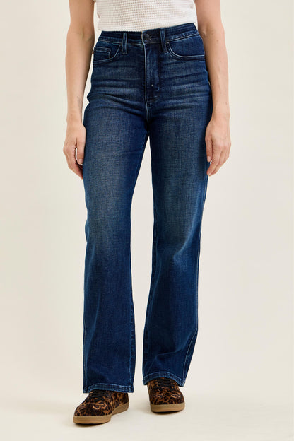 Linda High Waist Classic Straight Jean in Dark Midnight Blue