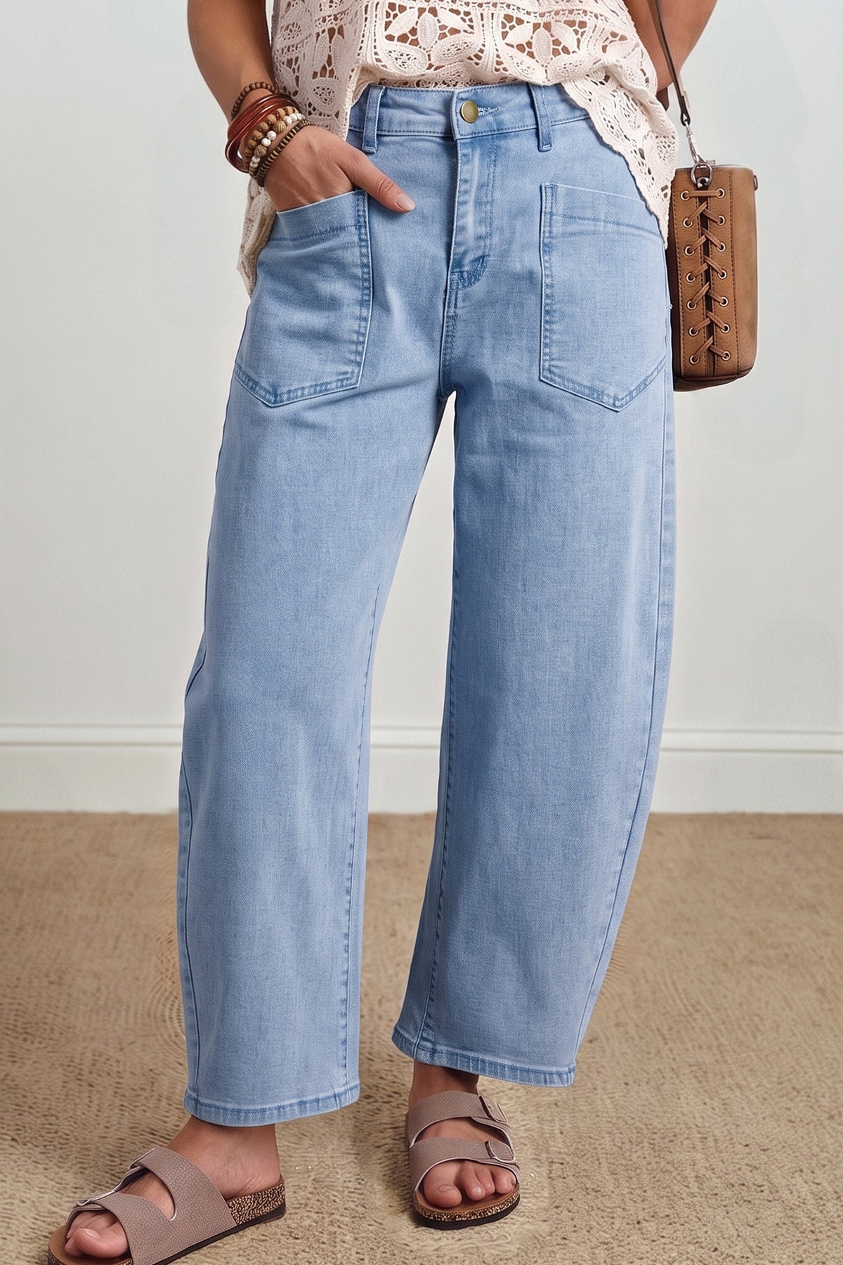 Patch-Pocket Ankle Barrel Jeans