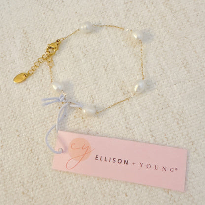 Esther Freshwater Pearl Bracelet