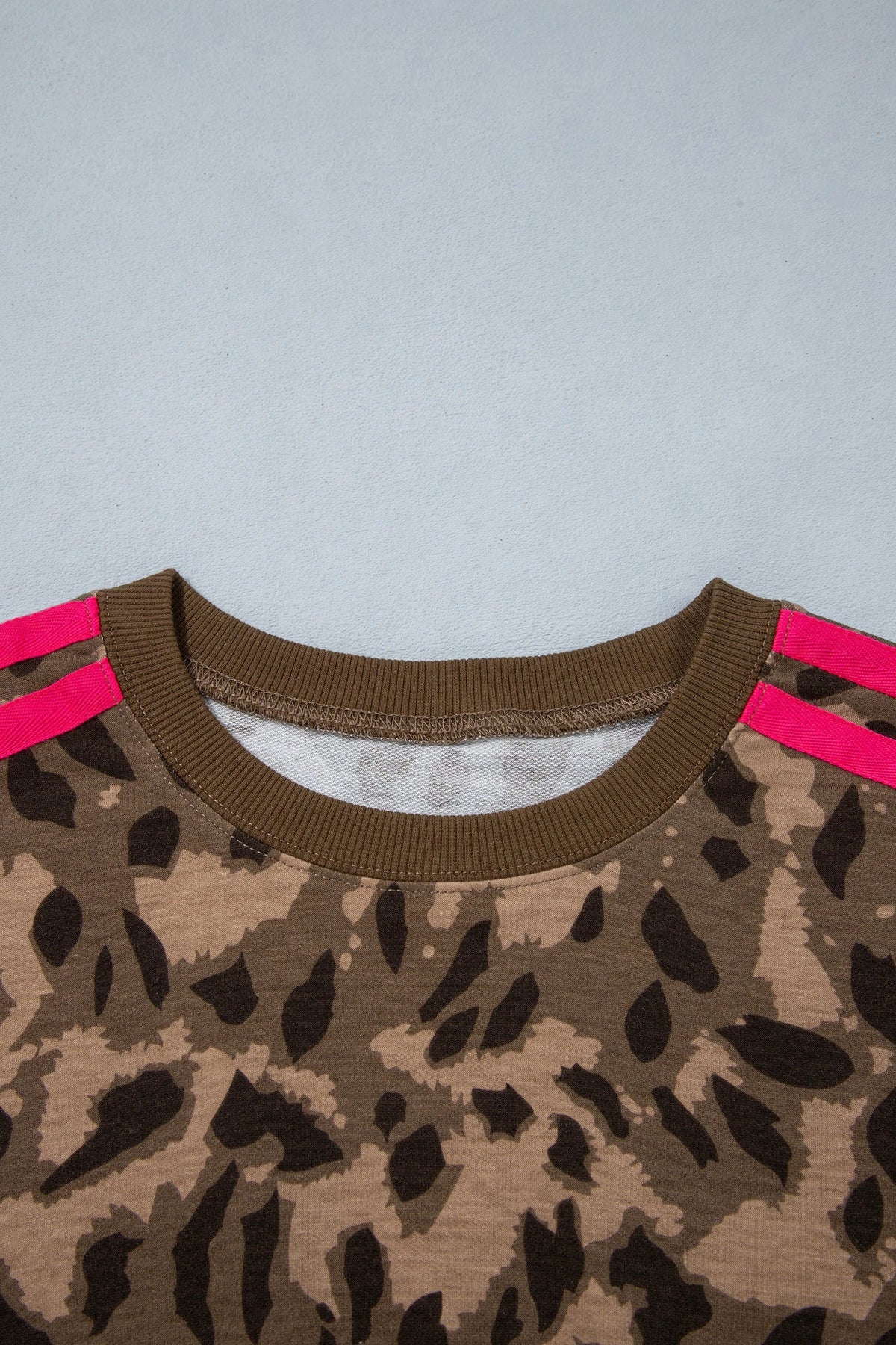 Leopard Contrast Stripe Long Sleeve Sweatshirt — product image 4