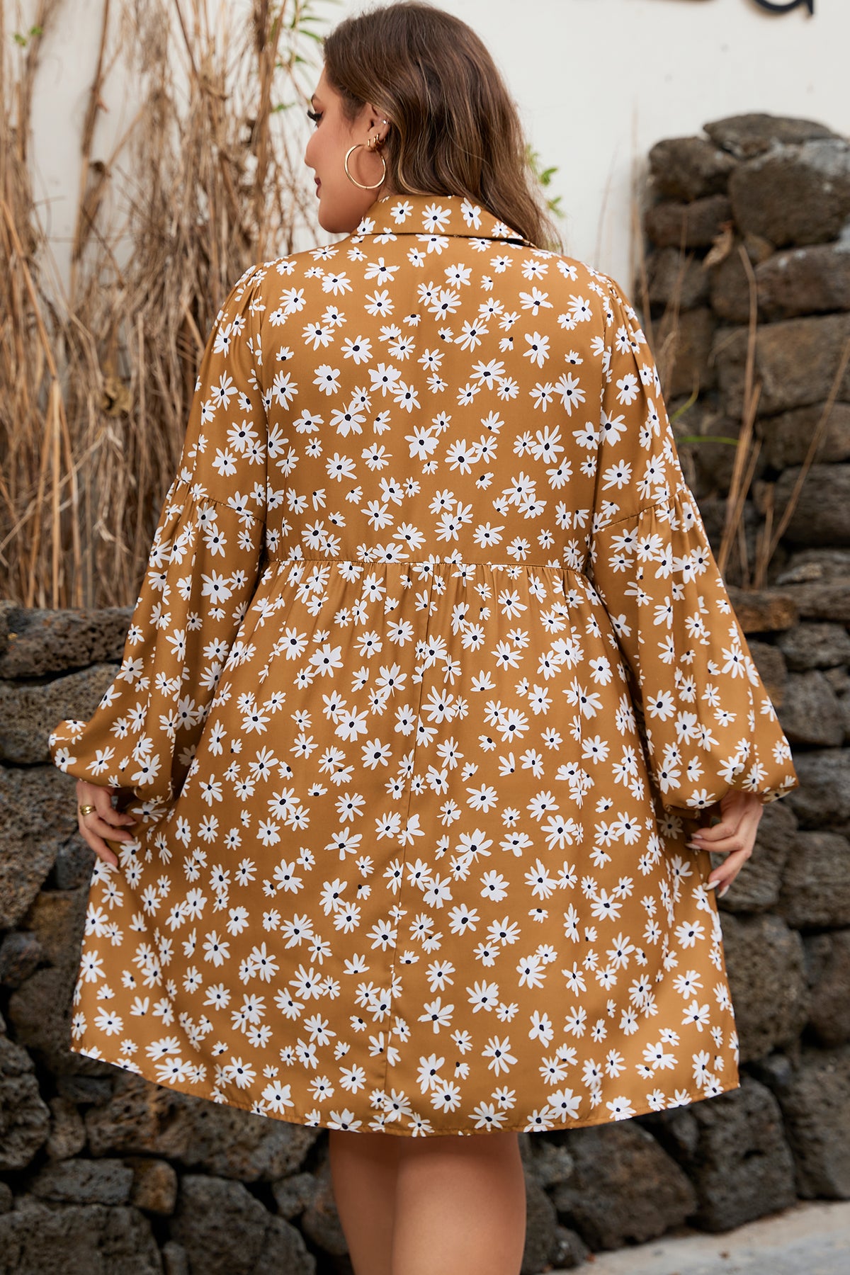 Khaki Daisy Floral Puff-Sleeve Dress