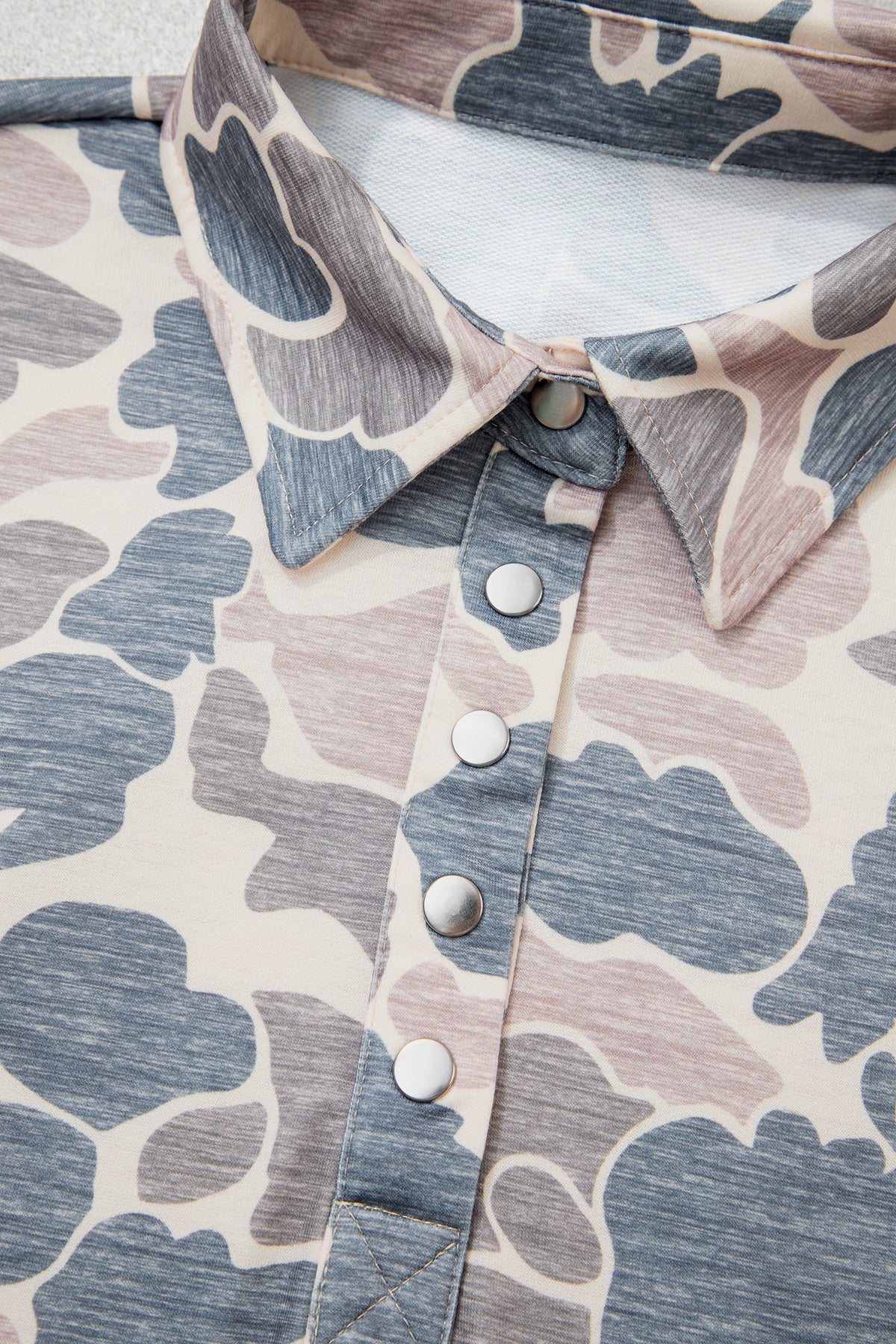 Camo Collar Pullover Sweatshirt
